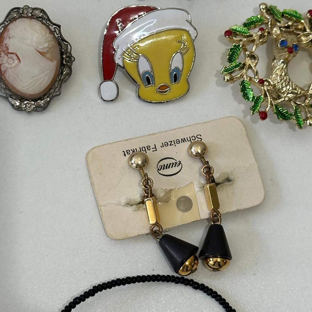 Lot of 11 Vintage Brooches Pins‎ Earrings Bracelets Necklaces Jewelry Collection - Picture 6 of 9